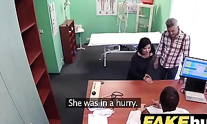 Fake clinic czech doctor cums unrestraint horny supremo wifes tight pussy