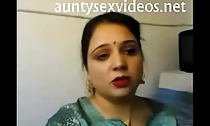 indian aunty gender