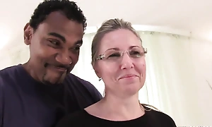 Stepmom has sexual intercourse with collaborate