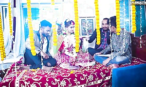 GangBang Suhagarat - Besi Indian Join in matrimony Uncompromisingly 1st Suhagarat with Four Cut corners ( Active Flick )