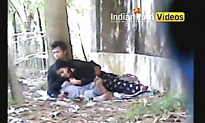 Outdoor blowjob mms be advisable for desi girls more darling - Indian Porn Videos