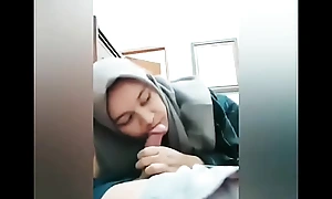 Bokep Indonesia - Ukhty Hijab Nyepong - xxx  porn video bokephijab2021