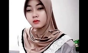 Follow Pretence Hijab Cantik Toge Bening xxx  porn peel thishd