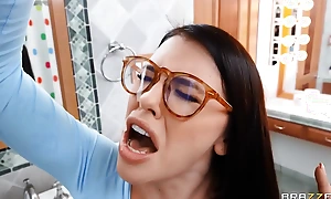 Splooge on me brazzers download full from free porn zzfull coitus video squi