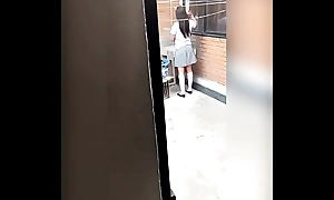 He fucks his teenage schoolgirl neighbor after doing the laundry, he convinces her little by little while her parents are not there, Mexican whores, unskilled sex